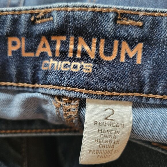 Chicos Platinum Denim Regular Fit Jeans Size 2 L Medium Wash Blue Cotton Blend W - Picture 3 of 3